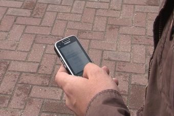 Телефонные мошенники, притворяясь судебными приставами, воруют деньги с банковских карт
