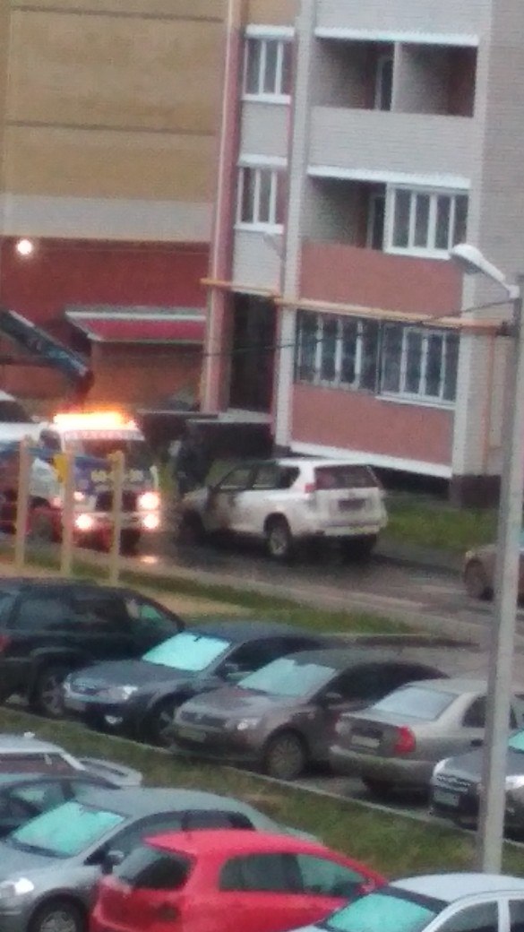 Ночью в микрорайоне Южный сгорела иномарка