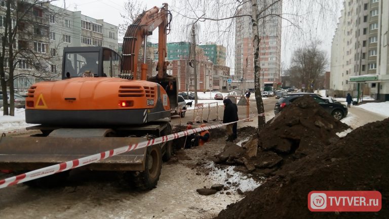 Из-за работ на теплосетях часть домов Московского района Твери осталась без тепла и горячей воды