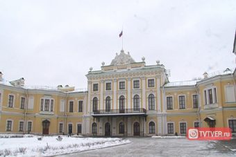 Студентам проведут экскурсию по Императорскому дворцу бесплатно