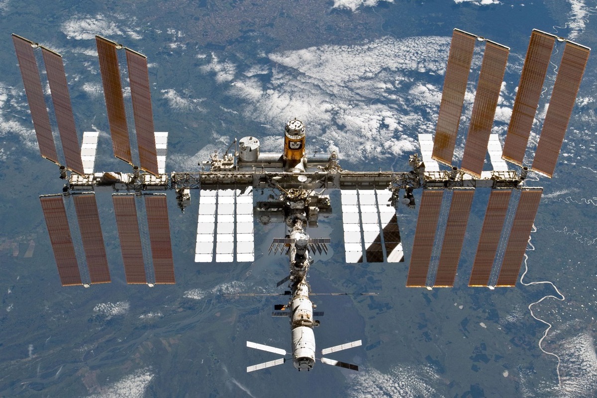 До 8 сентября жители Тверской области могут невооруженным глазом наблюдать в небе МКС