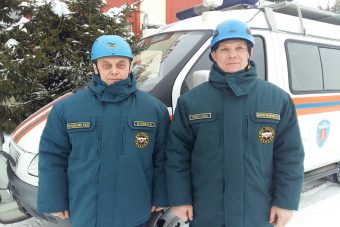 Тверской спасатель влез в окно и освободил малыша из «плена»
