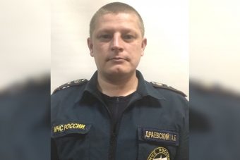 Пожарный из Тверской области погиб, спасая из огня троих детей Пожарный из Тверской области погиб, спасая из огня троих детей
