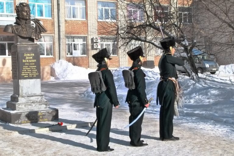 Тверской егерский батальон заступил на Пост исторической Памяти города 1812 года