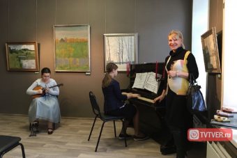 В Твери открылась выставка живописца Ефрема Зверькова В Твери открылась выставка живописца Ефрема Зверькова