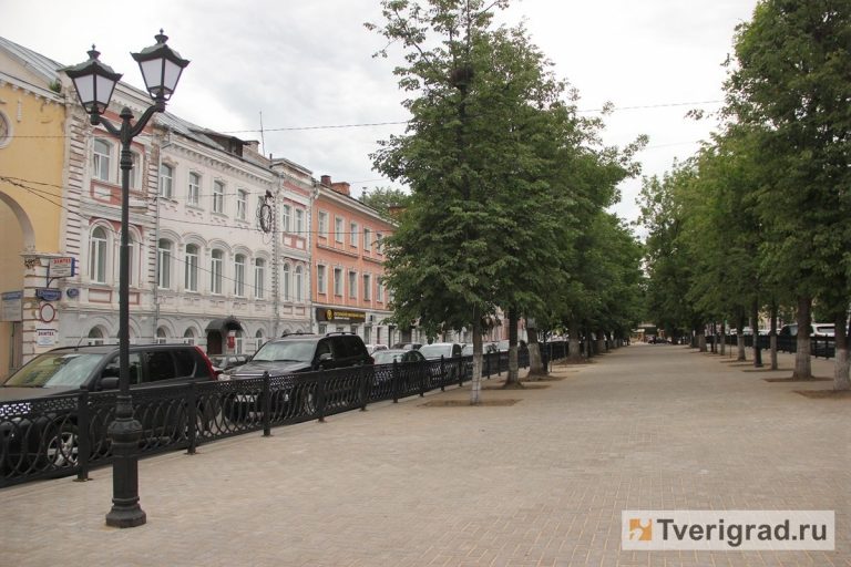 Тротуарная плитка для бульвара Радищева покупалась с нарушением закона, но за это никто не ответит