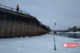 В Твери резко упал уровень воды в реке Волге