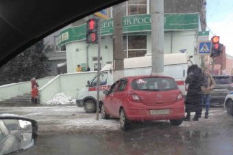 В Твери в аварии пострадали женщина и двухлетний ребенок