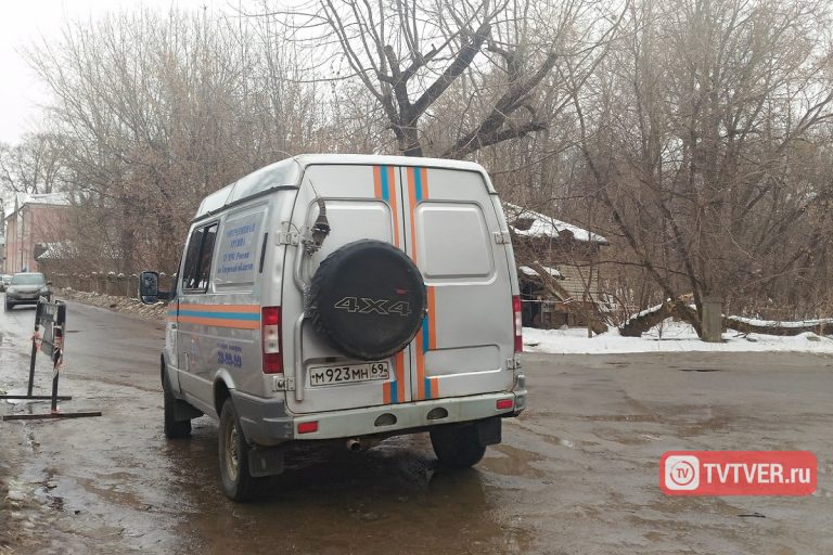 В Твери в заброшенном здании кровля придавила мужчину В Твери в заброшенном здании кровля придавила мужчину