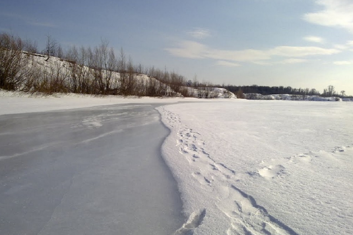 Толщина льда на водоемах Тверской области достигла 35 см