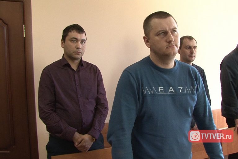 Безусловно виновны: суд лишил инспекторов ГИБДД из Смоленска не только свободы, но и званий