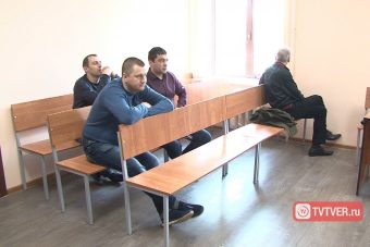 Смоленские гаишники, обвиняемые в превышении должностных полномочий, выступили в суде с последним словом