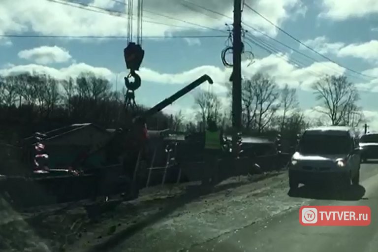 Подробности страшного ДТП на Московском шоссе в Твери: погиб подросток, за автомобилем - более 30 нарушений Подробности страшного ДТП на Московском шоссе в Твери: погиб подросток, за автомобилем - более 30 нарушений