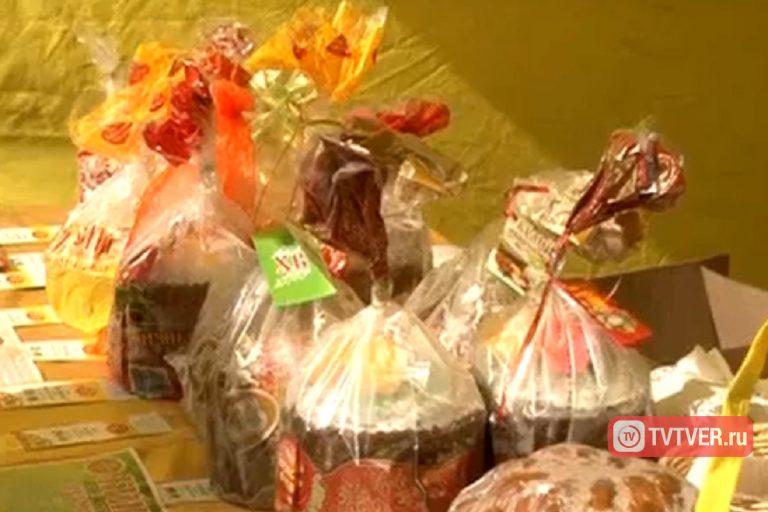 В Твери с 4 апреля начинается торговля пасхальными куличами