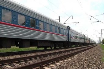 Пьяного жителя Тверской области насмерть сбил поезд