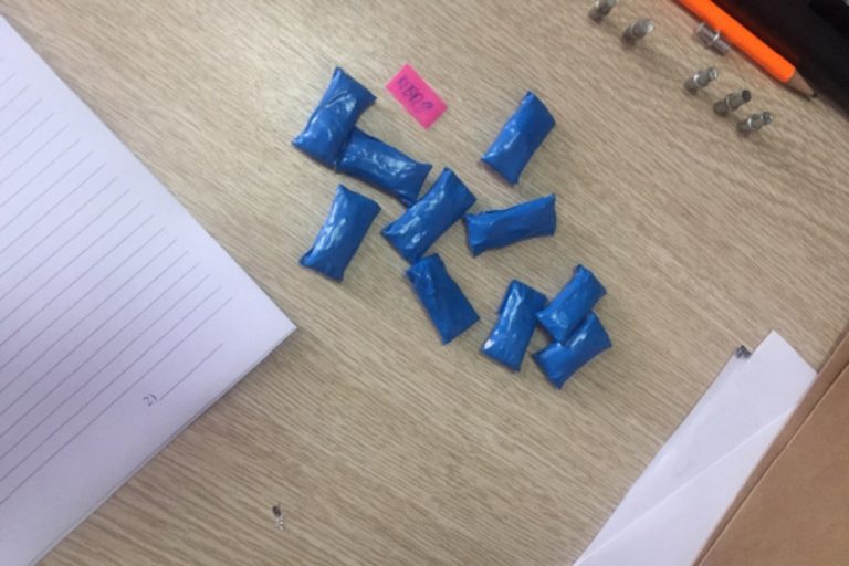 Тверские полицейские задержали мужчину с 15 свертками «соли»