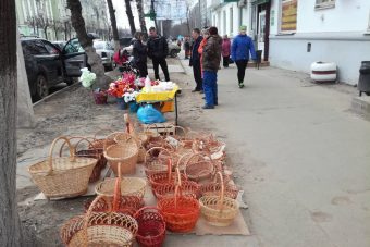 Уличные торговцы в Твери попались с товаром без документов