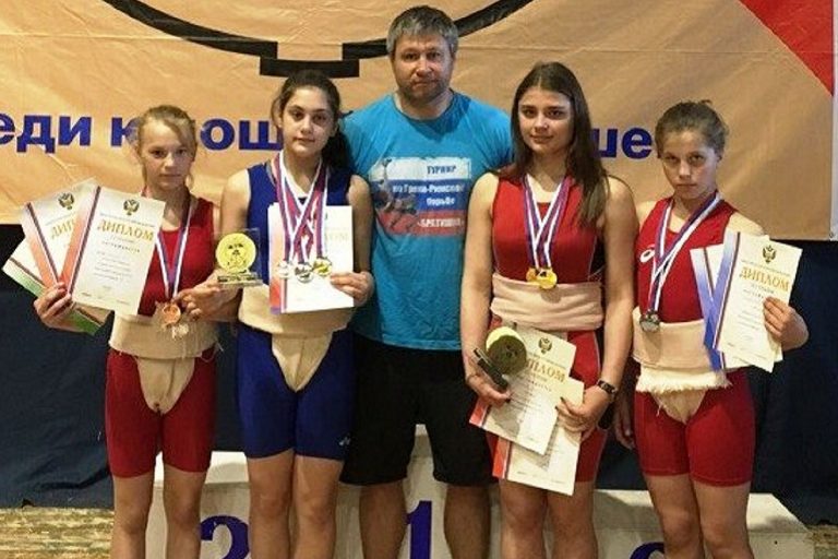 Тверские сумоистки завоевали восемь медалей первенства России