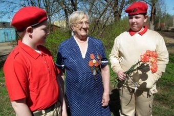 В Тверской области 92-летняя ветеран войны обезвредила вооруженного преступника
