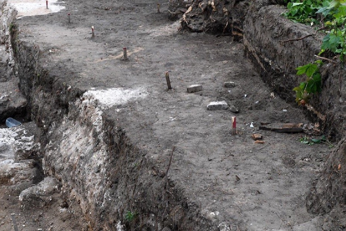 В Твери на месте строительства Спасо-Преображенского собора обнаружены миномётная мина и две гранаты времён Великой Отечественной