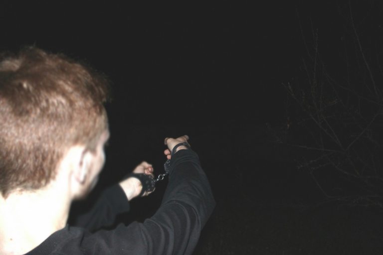 В Тверской области подросток зверски убил приёмных мать и бабушку, а тела спрятал в подвале дома