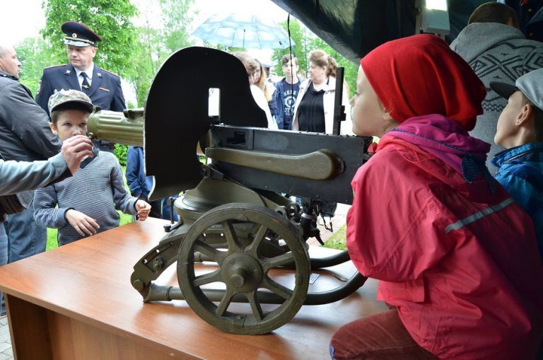 В Тверском Горсаду отпраздновали 300-летний юбилей Российской полиции