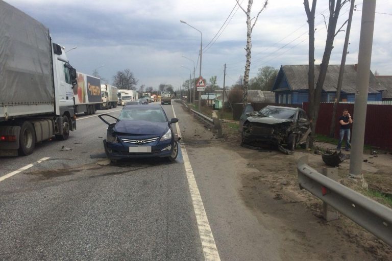 Под Конаково автомобилист собрал в ДТП несколько Hyundai