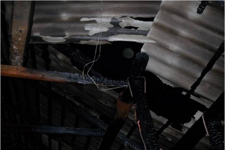 В Твери ночью тушили чердак дома на улице Мусоргского