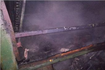 В Тверской области ночью горели склад и гараж