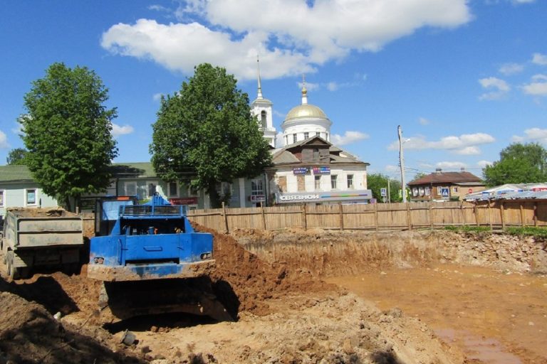 В Торжке один сквер благоустроят, а другой уничтожат