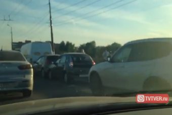 В Твери в аварии на «Южном мосту» пострадали две женщины