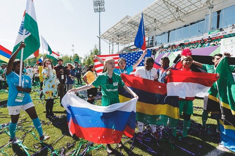 Девушки из Тверской области выступят на Чемпионате мира по футболу среди детей-сирот