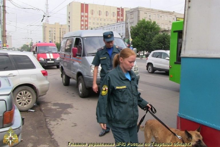 В Твери в троллейбусе обнаружили подозрительный предмет