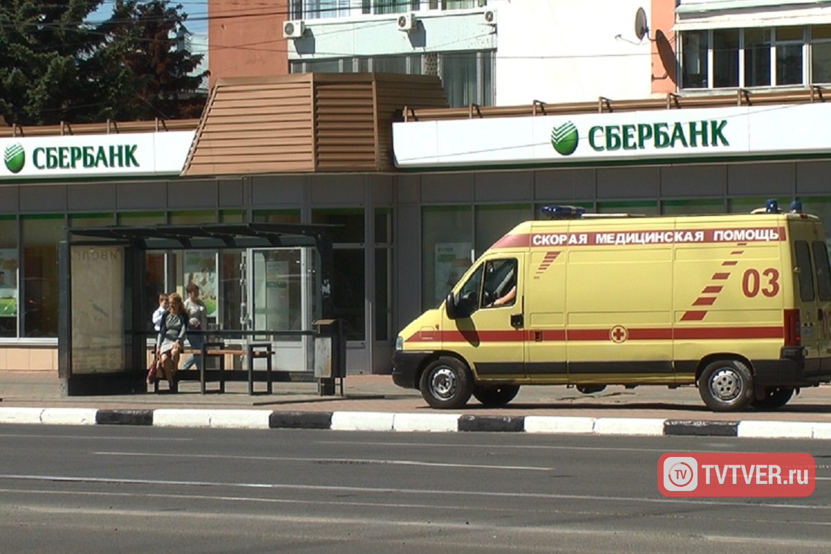 «Театральная постановка»: новые тверские остановки ржавеют и теряют вид