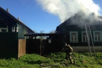 В Тверской области чуть не сгорел дачный дом