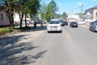 В Тверской области иномарка насмерть сбила пешехода на переходе