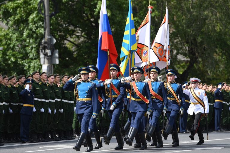 Тверские суворовцы и слушатели академии ВКО получили дипломы
