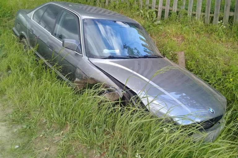 В Тверской области 18-летняя пассажирка BMW пострадала из-за пьяного водителя