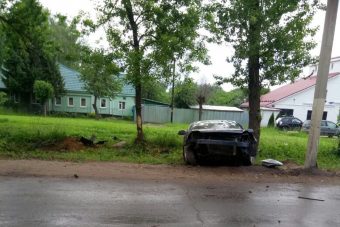 В Твери нетрезвый водитель на Opel Astra врезался в столб В Твери нетрезвый водитель на Opel Astra врезался в столб