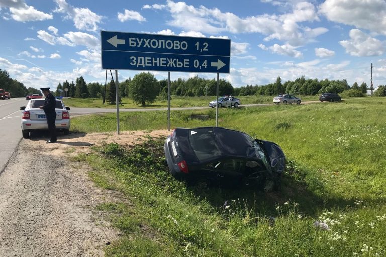 Автобус из Тверской области попал в аварию в Подмосковье