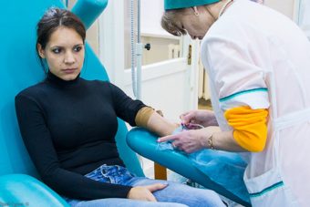 Здоровых совершеннолетних жителей Твери призывают поделиться кровью