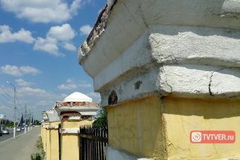 Тверь бесхозяйная: знаковые объекты в центре областной столицы потеряли лоск