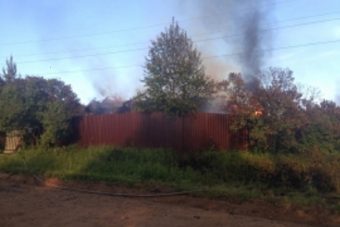 В одной из деревень Тверской области два дня подряд горели дома