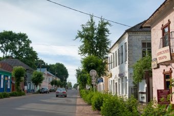 В Торопце по мировым стандартам строится арсенал для хранения ракет и боеприпасов В Торопце по мировым стандартам строится арсенал для хранения ракет и боеприпасов