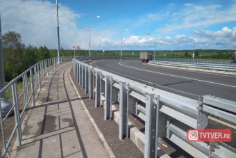 Торжественно открыто движение на участке трассы М-10 в обход Твери