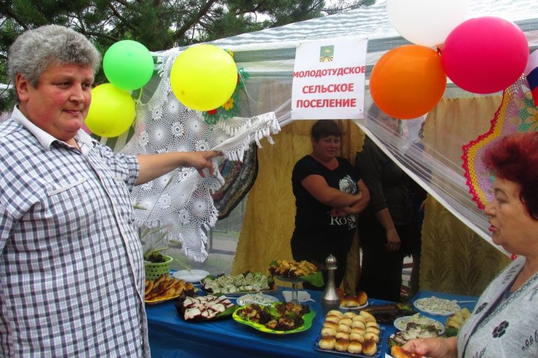 Оленинский район с размахом отмечает 120-летие