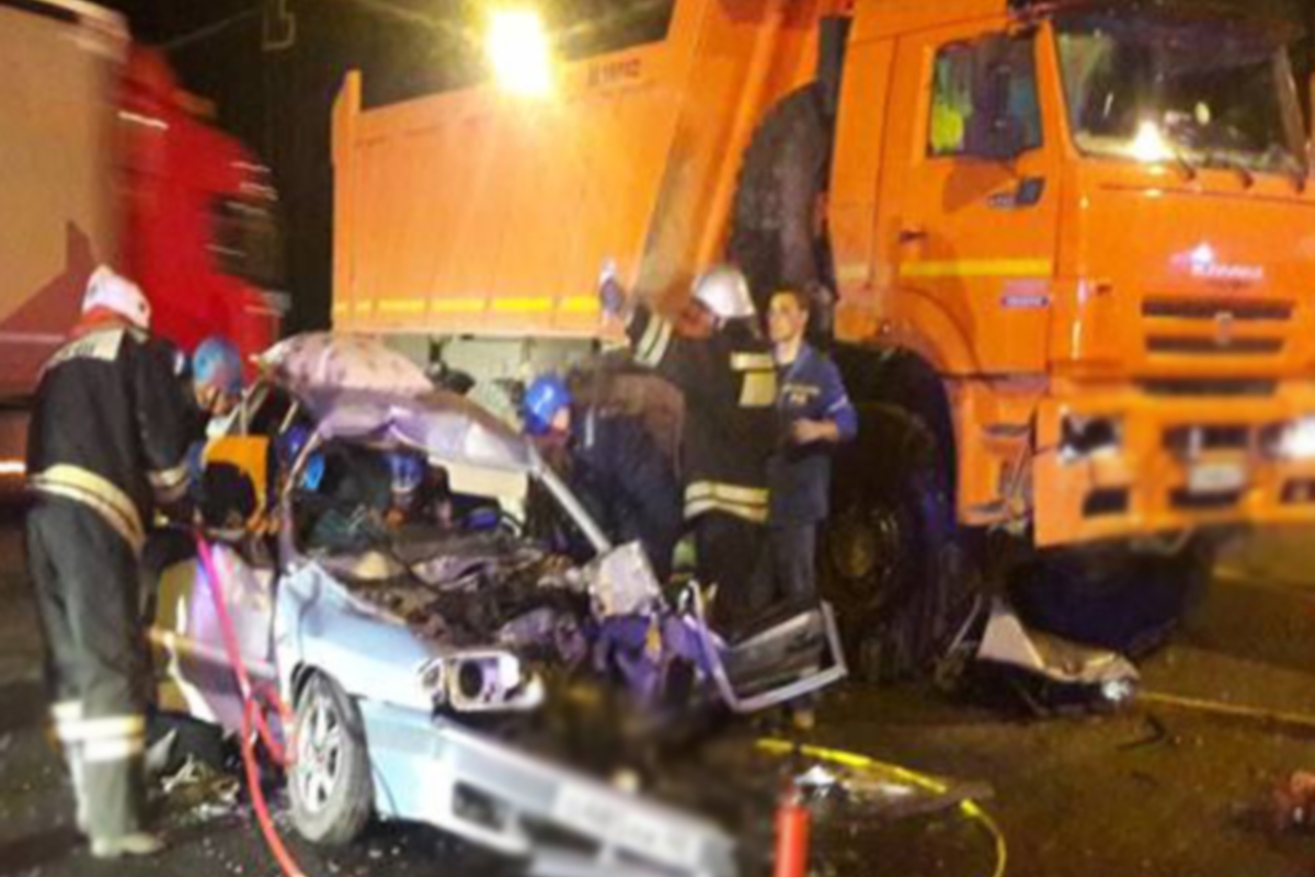 Один человек погиб и двое пострадали в серьёзном ДТП в Тверской области