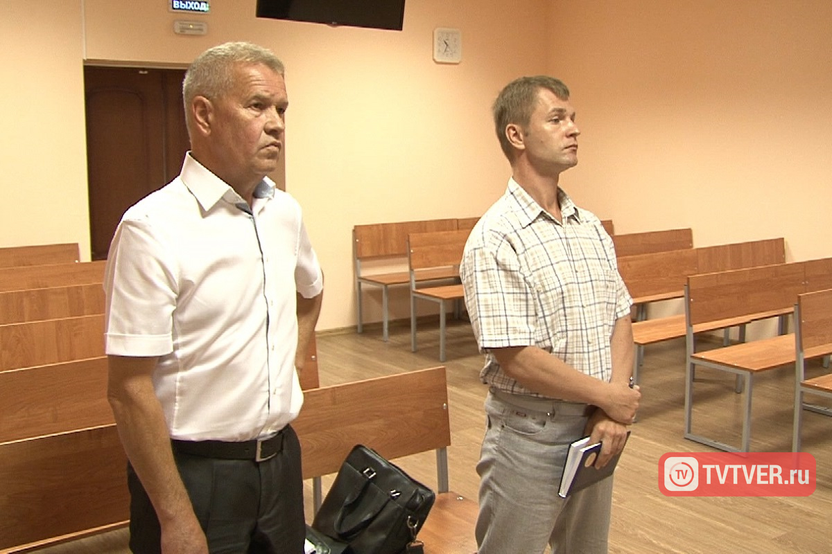 В Твери начался суд по делу экс-руководства Тверского стекольного завода