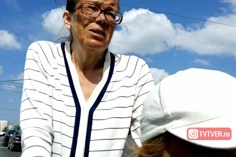 В микрорайоне Южный в Твери обосновались инвалиды-попрошайки В микрорайоне Южный в Твери обосновались инвалиды-попрошайки
