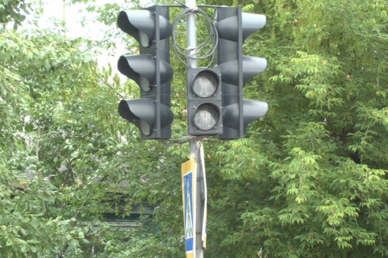 В Твери очередной перекресток остался без светофоров 